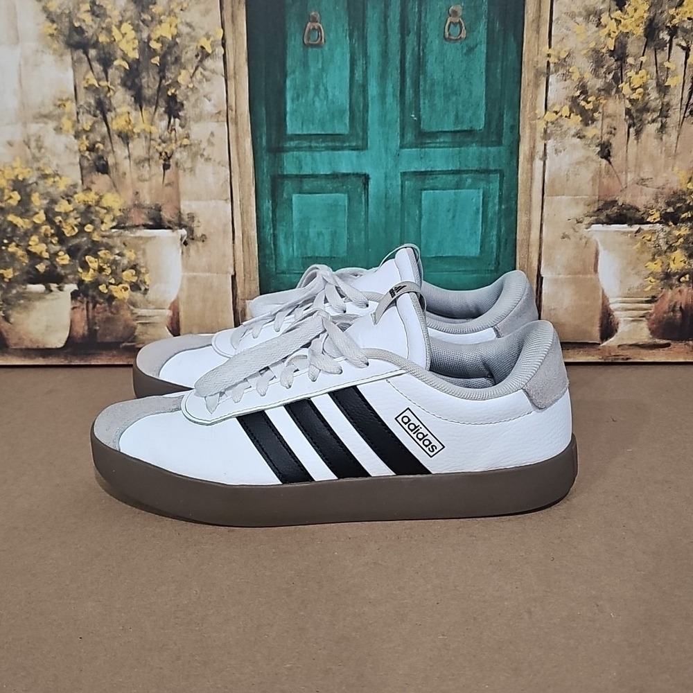 Adidas VL Court Wht Leather Black Stripe Gum Sole Sneakers Men's Sz 8.5
